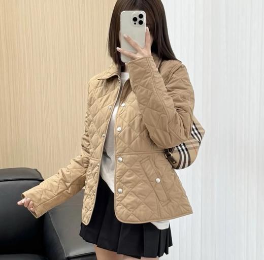 重磅渠道  牛货！ bur25新款格纹棉服   经典棉服/绗缝奶奶谷仓棉服外套 商品图1