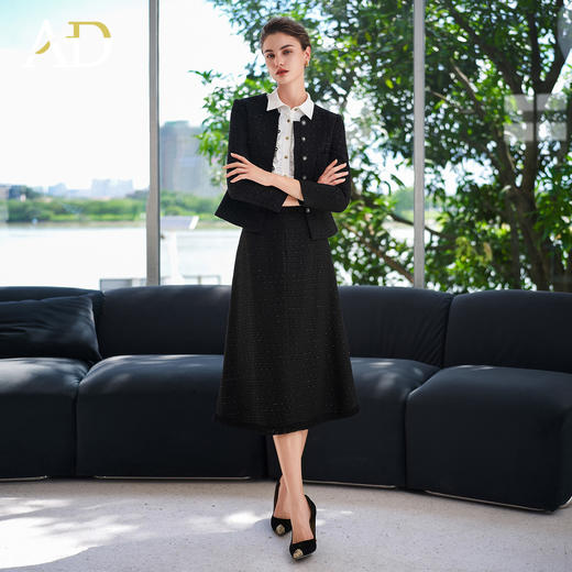 AD姐系贵感套装早秋2025新款黑色赫本风编织圆领外套轻奢两件套裙 商品图2