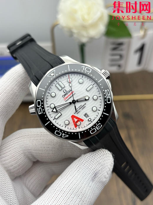 欧米茄VS海马300米系列V4版 8800一体机 VS海马v4版 原装开模 熊猫海马 男士腕表 商品图1