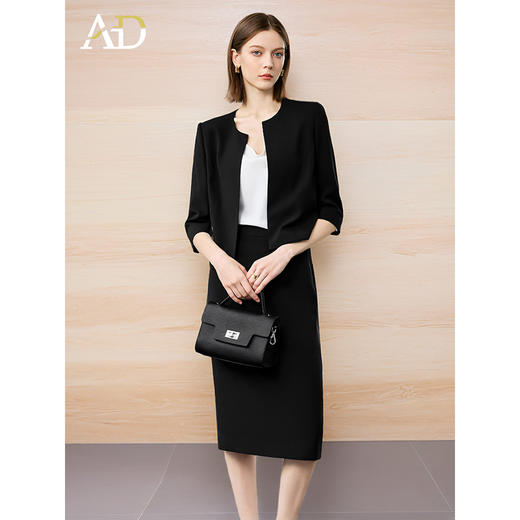 AD高端职场通勤两件套女士职业装黑色圆领西装短外套2025秋季新款 商品图2