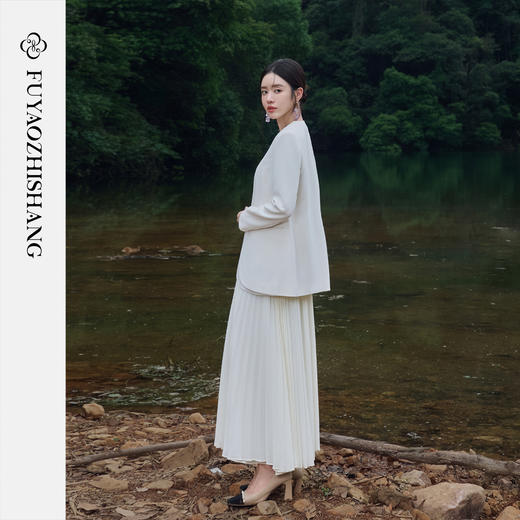 FUYAO扶摇 轻奢醋酸时尚套装女高级感宽版西装外套百褶裙两件套秋 商品图4