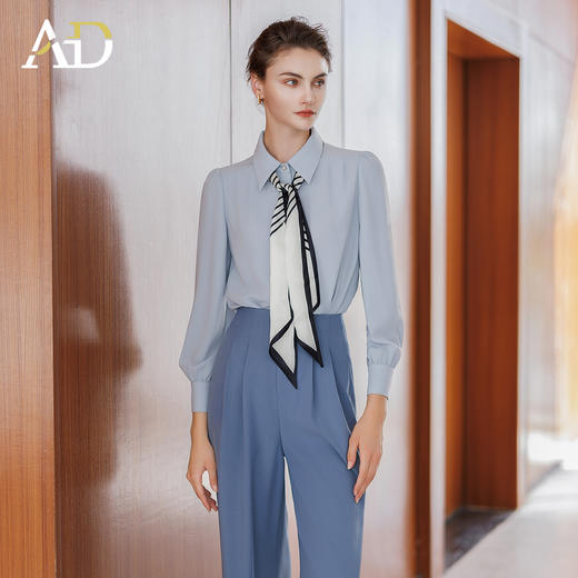 AD巨显瘦的裤子2025新款今年流行爆款蓝色衬衫搭配高腰阔腿裤套装 商品图4