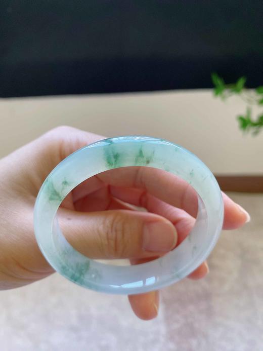 52.3正圈翡翠手镯 商品图4