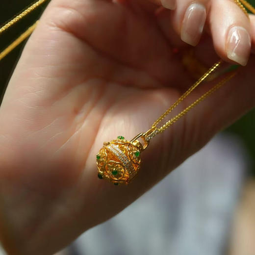 龢盒原创 银镶翡翠花球香囊，香随佩韵藏 商品图3