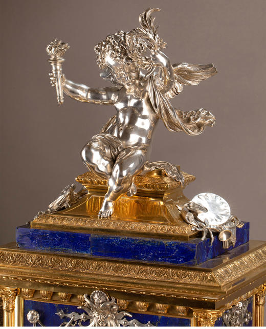 独角鹿西洋古董 19世纪法国工坊出品新文艺复兴风格铜鎏金装饰银质雕像青金石座钟 商品图4