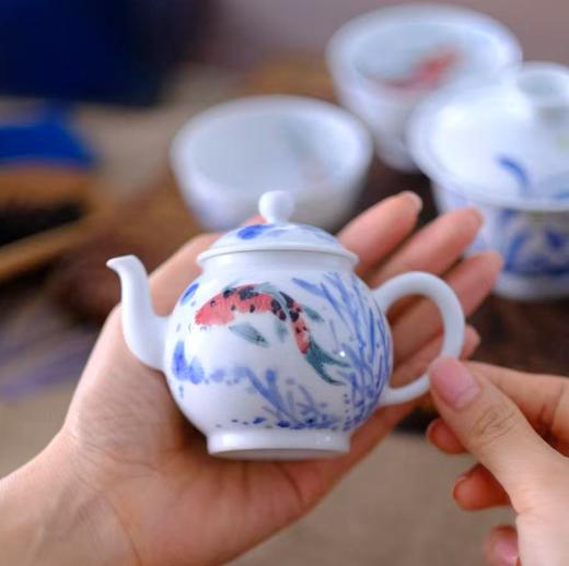 【景德镇纯手工陶瓷】功夫茶茶具青花加彩，薄胚盖碗宫灯茶壶谢浩飞老师手绘传统烧制 千年瓷都万年窑火，从泥到瓷的距离，是一千三百摄氏度茶当配器，青花加彩邂逅千年茶韵，茶以养人，器以聚香 商品图6