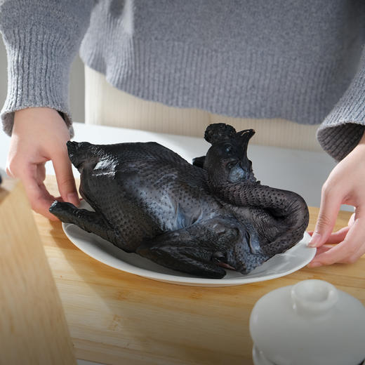 郧阳区青山乌鸡2只 （2年左右）杀完净重共3.8~4斤左右 周二、周五发货 （十堰主城区包邮） 商品图2