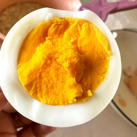 『湖北散养有机土鸡蛋』个头小巧，浓稠饱满，熟后蛋黄沙糯、蛋白弹嫩、鲜香无腥 商品图7