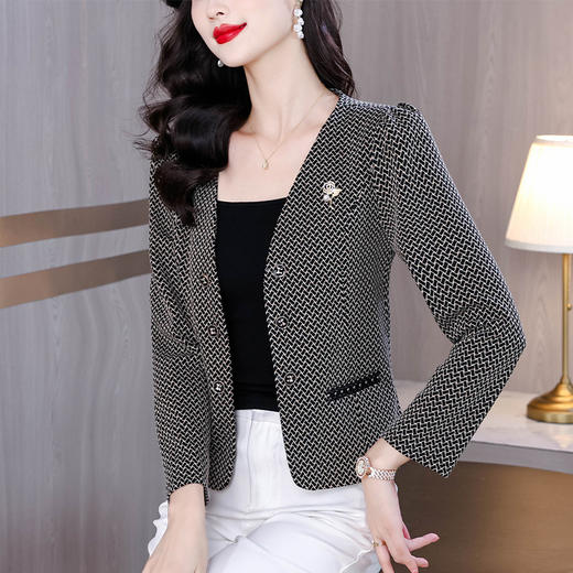 KQL E333M3103小西装妈妈外套修身显瘦气质双排扣西服 商品图3