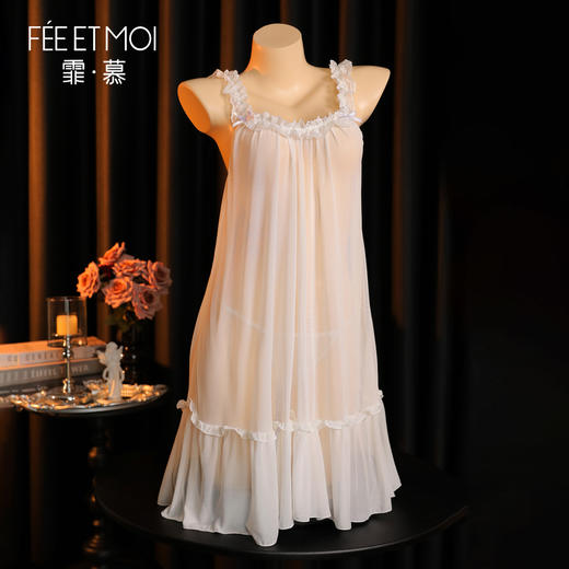 【情趣内衣】霏慕 温柔心动法式宫廷睡裙5007 商品图1
