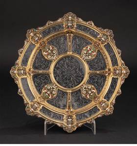 【已售】独角鹿西洋古董 1870年代奥地利出品新文艺复兴风格天然水晶蚀刻嵌珐琅及银镀金装饰赏盘