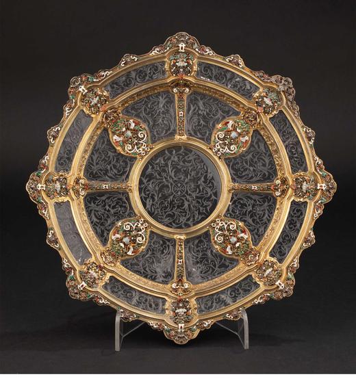 【已售】独角鹿西洋古董 1870年代奥地利出品新文艺复兴风格天然水晶蚀刻嵌珐琅及银镀金装饰赏盘 商品图0