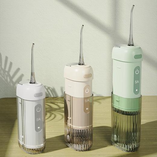 轻松净享口腔SPA！【NEMASU 便携式冲牙器】脉冲震荡 有效清洁 科学控压 呵护牙龈 200g超轻设计 节省洗漱台空间 携带出门超方便 IPX7级整机防水 淋浴水洗都不怕（绿色缺货预售5天） 商品图1