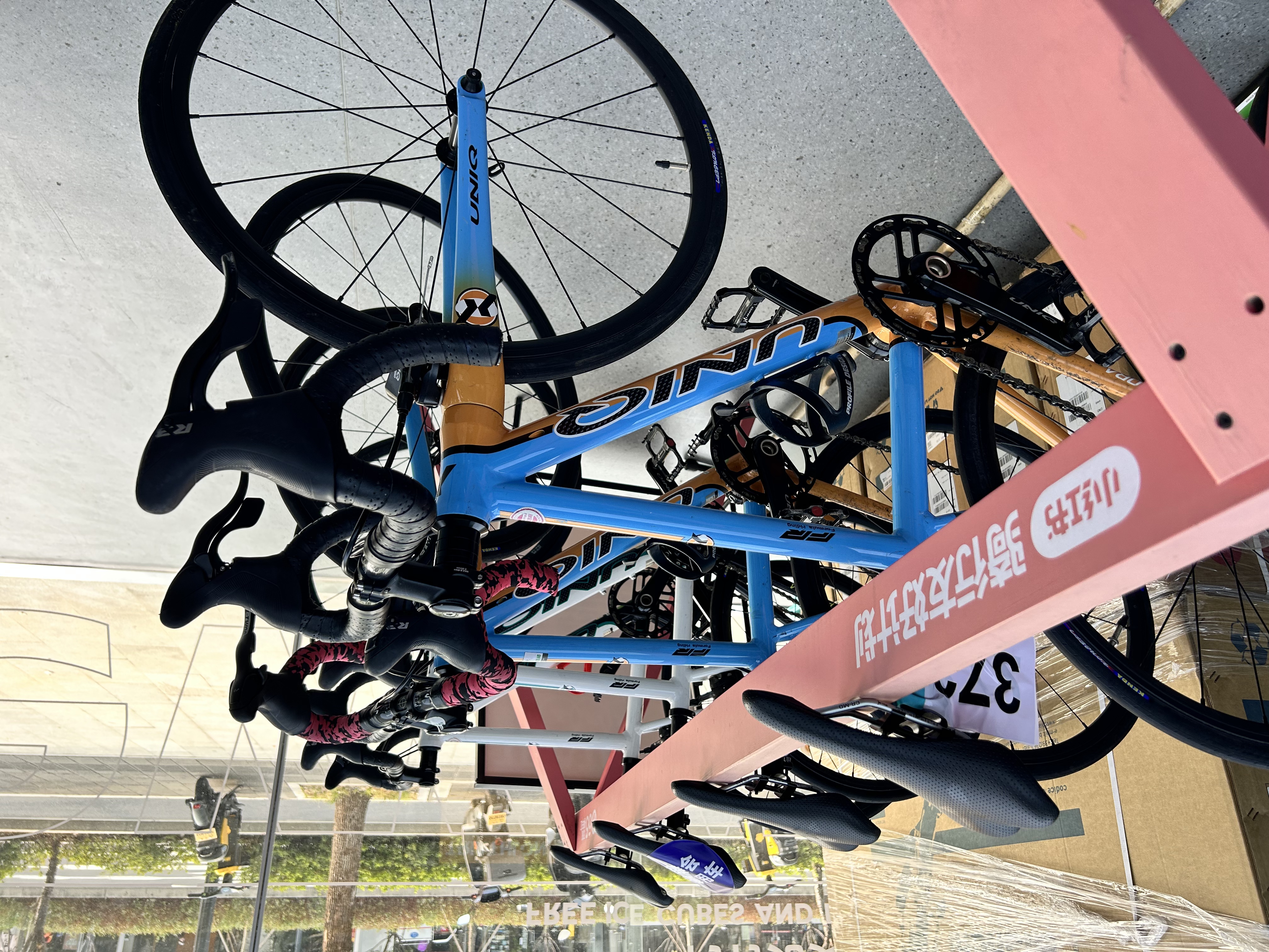 【小铁人】比赛公路车（二手统一尺寸随机款式）