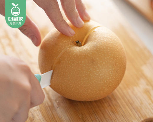 【预售-12月22日配送】山东莱阳秋月梨礼盒/1箱（6-8个，共3.5kg±100g） 商品图1