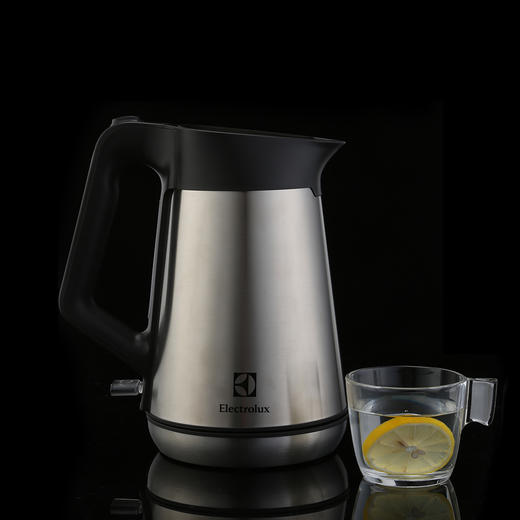 伊莱克斯 EEK5604S 电热水壶 商品图2