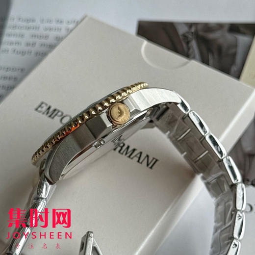 原单阿玛尼AR11682 间金男士腕表
机芯：原装进口石英机芯 商品图4