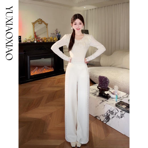 余潇潇【星光筑梦】时尚百搭山海绒混纺拼接蕾丝花边显瘦直筒休闲裤 商品图3