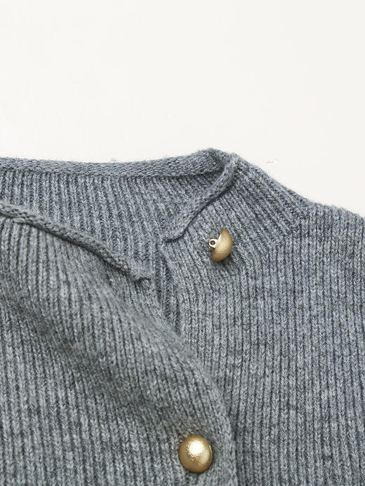 秋季新款灰色针织开衫女圆领斜扣设计感小众短款修身显瘦毛衣外套 商品图2