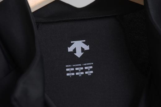 点此购买 迪桑特春秋季男士户外运动半拉链速干上衣 fc 332460 商品图13