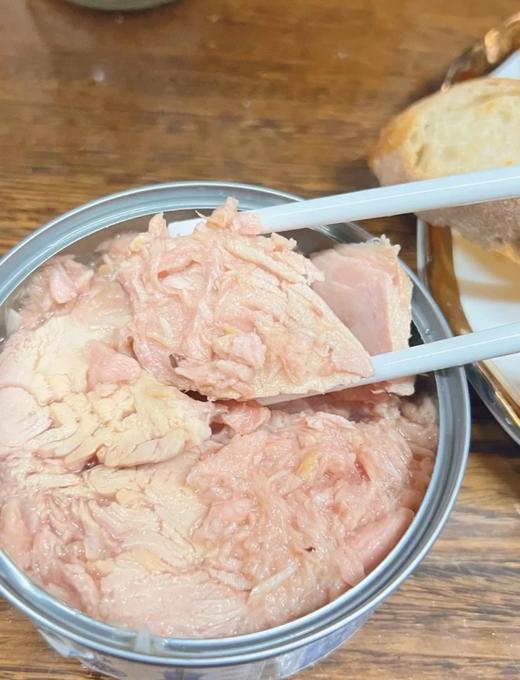 山姆同款，140g*6罐仅59.9非常鱼块金枪鱼罐头 深海高蛋白低碳水 0激素0防腐剂0香精色素 大块鱼肉 肉质纹理清晰 富含DHA+EPA+OMEGA3 配料表干净基地直邮 商品图2