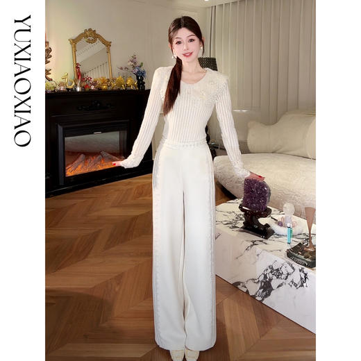 余潇潇【星光筑梦】时尚百搭山海绒混纺拼接蕾丝花边显瘦直筒休闲裤 商品图4