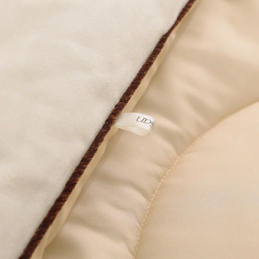 【商超爆款】丝享澳洲进口羊毛复合冬被小眠羊款 琥珀茶 商品图8