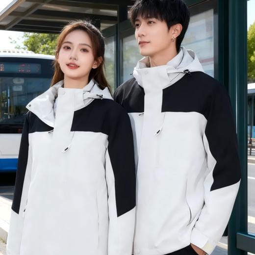 【多重防护 防泼防风保暖 出行无忧】SWISS MILITARY瑞士军工 耐磨防刮防风衣 商品图1