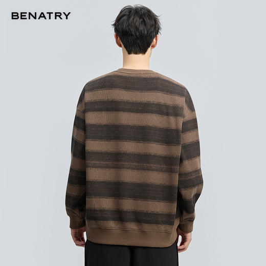 贝纳川冬季新品条纹内里加绒圆领卫衣ECT424002724 商品图4