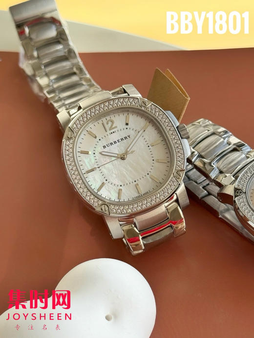 原单巴宝莉BBY1801 女士腕表
机芯：原装进口石英机芯 商品图4