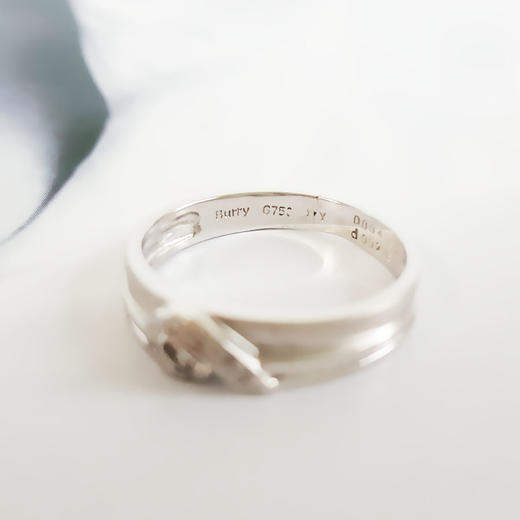 【天然正品】AU750白金时尚设计款0.04克拉钻石戒指对戒9号（戒圈可改）110925NJM11 现售价：2780！ 商品图5