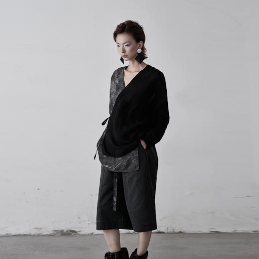 不裁 云尽秋·松石印花交领衬衣 商品图1