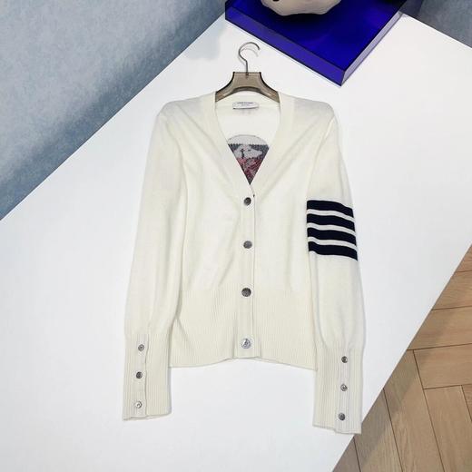 GY14-THOM BROWNE 小狗四杠针织V领开衫（LS*MM）-10.14直播款 商品图1