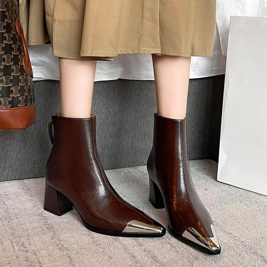 【预售5天】欧美复古风金属尖头气质短靴秋冬季新款后拉链时尚粗跟骑士皮靴WXJ&WXJ5044-7 商品图0