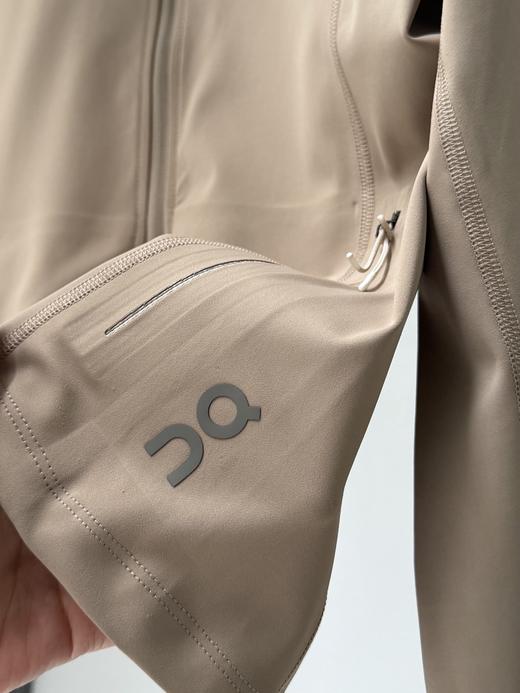 点此购买 On昂跑春秋季女款Gloria弹性针织夹克 xj 332513 商品图14