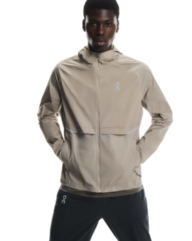 On 昂跑 Core Jacket 男款跑步夹克