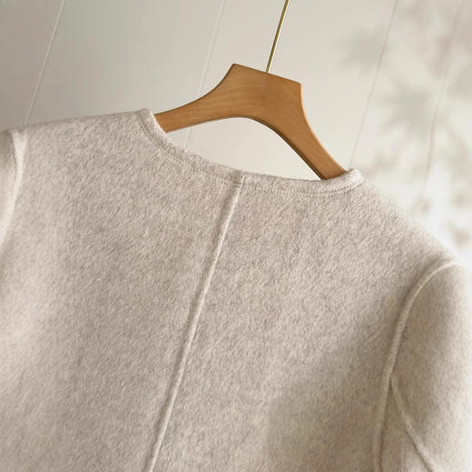 「自」全新升级【铂金会员413/天猫559/差价146】(65157)洛诗琳气质双面呢大衣2025秋冬小个子轻奢圆领毛呢外套女 商品图3