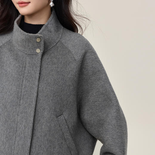 【10/15新品】熙世界髙克重800g100.%羊毛双面呢大衣女秋冬挡风立领毛呢短外套 商品图4