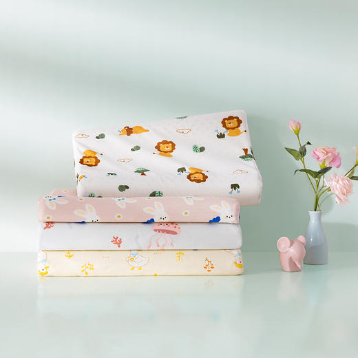 【商超爆款】丝享90%泰国进口儿童乳胶枕 多颜色可选 商品图0