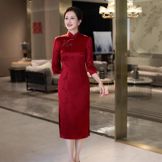 C291妈妈装酒红色醋酸旗袍婚庆婚宴喜婆婆礼服秋冬新款 商品图3