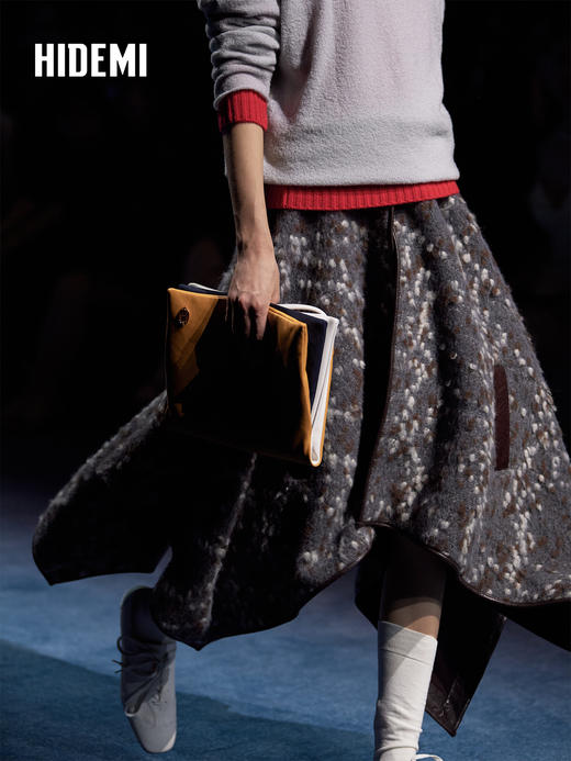 HIDEMI 大秀款进口羊驼毛绵羊毛混纺提花手工皮边镶嵌拼接斗篷大衣外套 商品图5