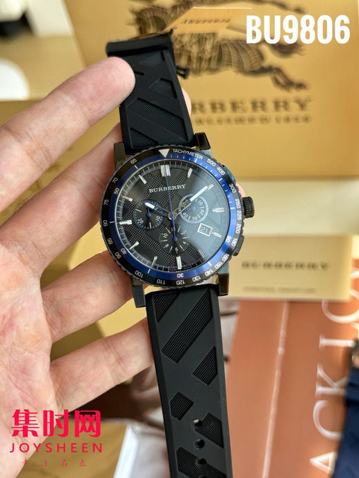 原单巴宝莉BU9806 蓝黑武士 男士腕表
机芯：原装进口石英机芯 商品图1