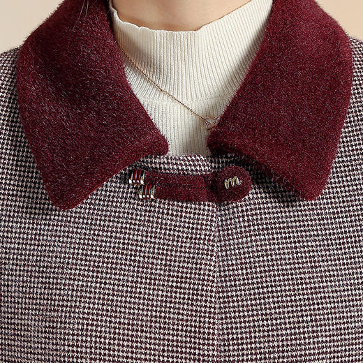 QYM CS25D67-Y毛呢外套宽松加厚保暖仿貂绒休闲外套 商品图3