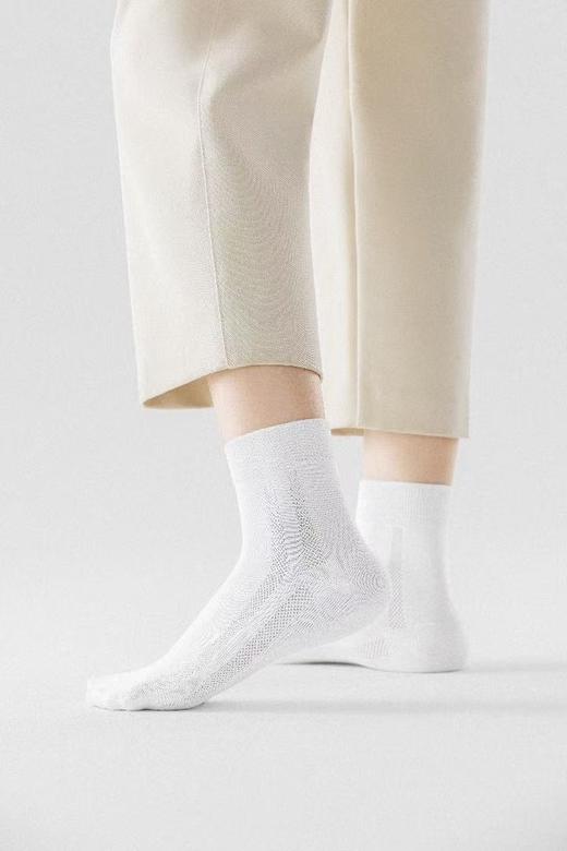 【32s长绒棉织】去感受 精油香薰袜9002 混色6双*1盒+赠1双 质地细腻触感轻盈 商品图0