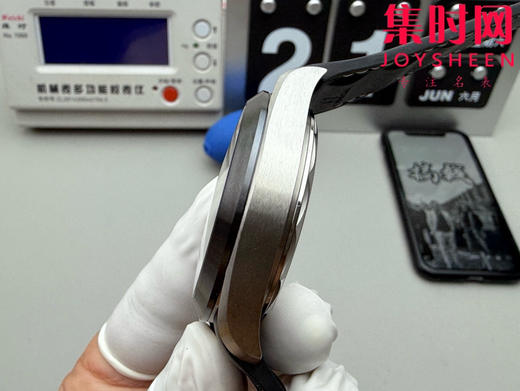 VS欧米茄新款海马世界时系列 VS海马世界时钛壳 钛海马 海马世界时黑色款 男士腕表 表径43mm 商品图6