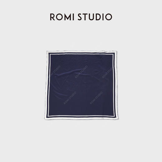 ROMI STUDIO“法式蓝调”100%桑蚕丝手工卷边方形丝巾 RWDSP31467 商品图3