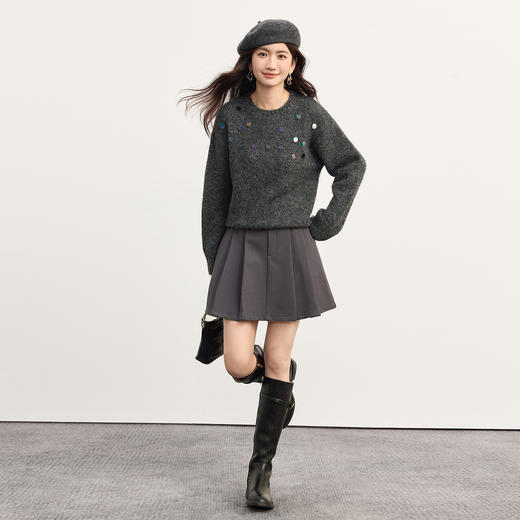 【10/15新品】熙世界幻彩亮片羊毛针织衫秋冬女2025新款宽松慵懒风圆领套头毛衣 商品图1