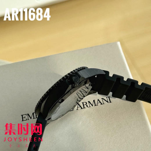 原单阿玛尼AR11684 橙黑配色 男士腕表
机芯：原装进口石英机芯 商品图6