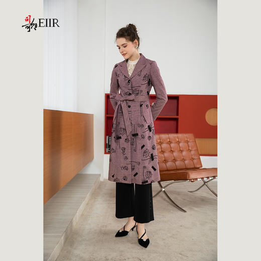 司歌提花绣花长v领修身风衣R901179X 商品图4