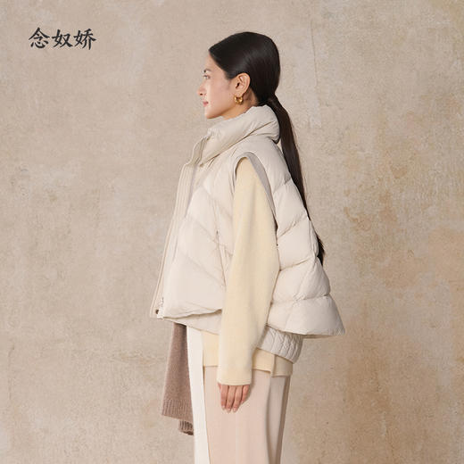 【商场同款】CNO5003 “ 云朵马甲  ” 甄选90白鹅绒轻盈、保暖 假两件层设计 减龄好看 商品图13